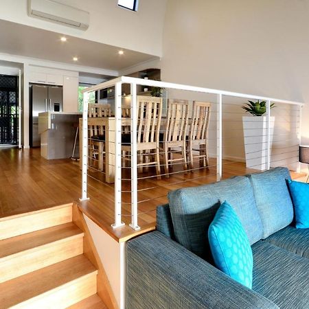 Shorelines 31 Renovated Upmarket Two Bedroom Apartment With Ocean Views And Buggy Hamilton Island Exteriör bild
