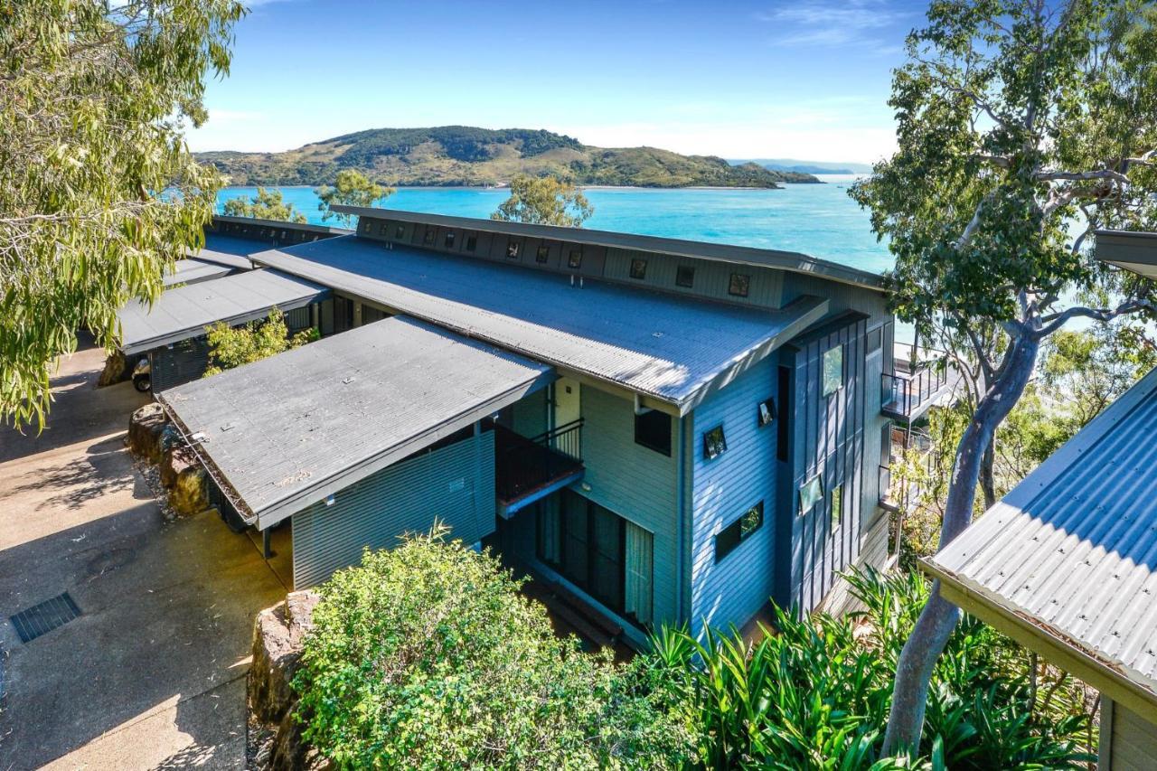 Shorelines 31 Renovated Upmarket Two Bedroom Apartment With Ocean Views And Buggy Hamilton Island Exteriör bild