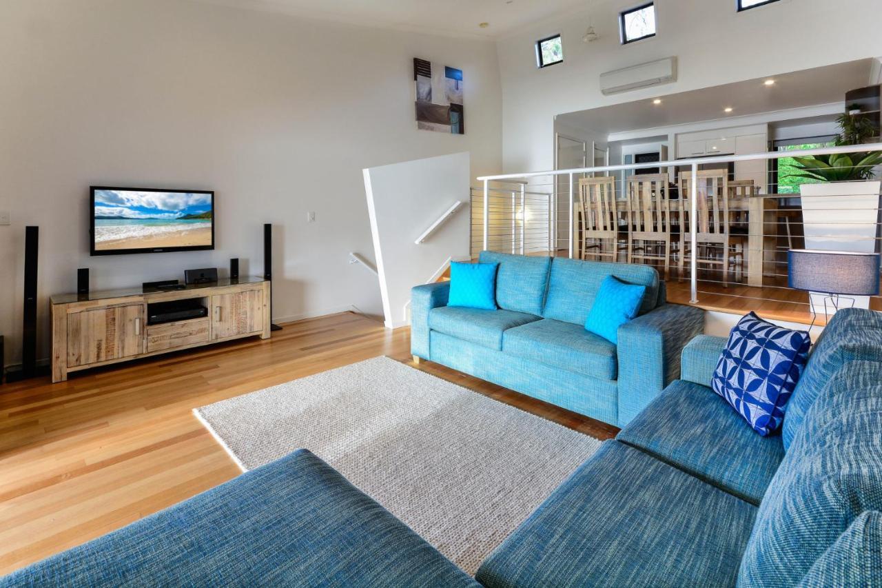 Shorelines 31 Renovated Upmarket Two Bedroom Apartment With Ocean Views And Buggy Hamilton Island Exteriör bild