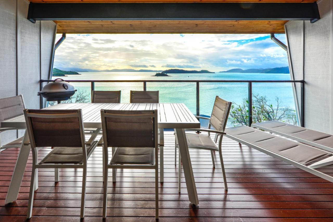 Shorelines 31 Renovated Upmarket Two Bedroom Apartment With Ocean Views And Buggy Hamilton Island Exteriör bild