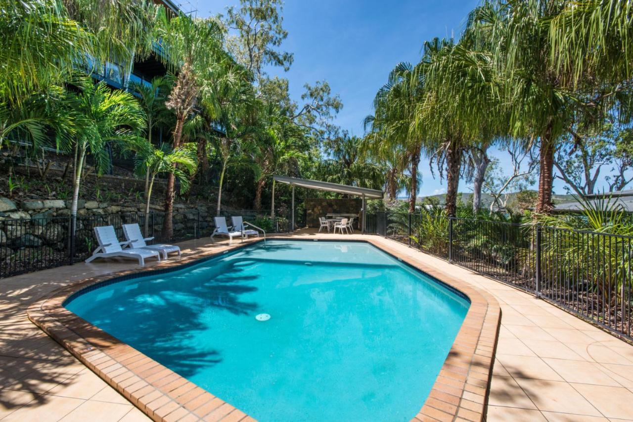 Shorelines 31 Renovated Upmarket Two Bedroom Apartment With Ocean Views And Buggy Hamilton Island Exteriör bild